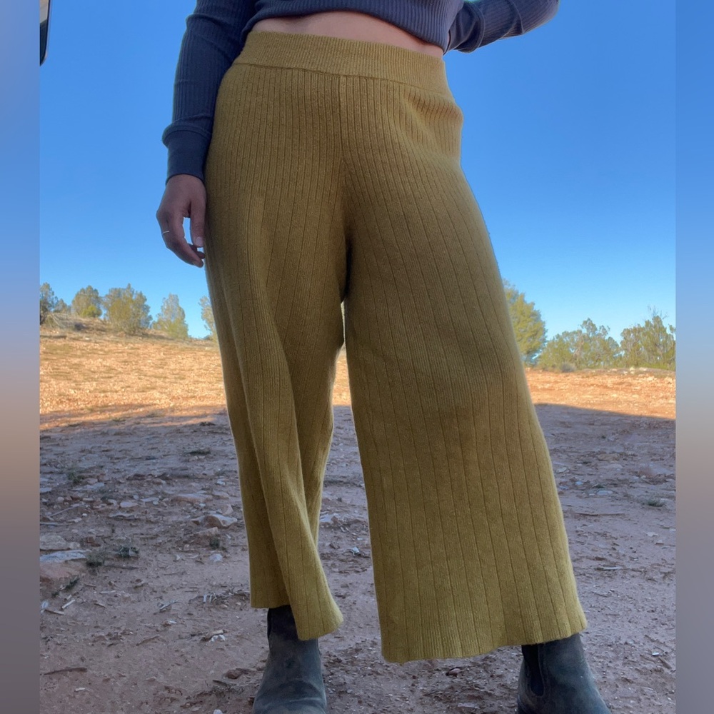 NFS 💛💛 Who What Wear Mustard Yellow Wide Pants Medium - Picture 3 of 4
